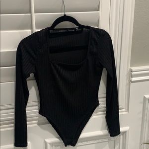 Ribbed long sleeve black body suit